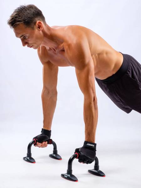 Упоры для отжимания TORRES Push-Up Bars металл, PL5015, эрг. форма, съем. основания, черн-крас Цвет: Черный